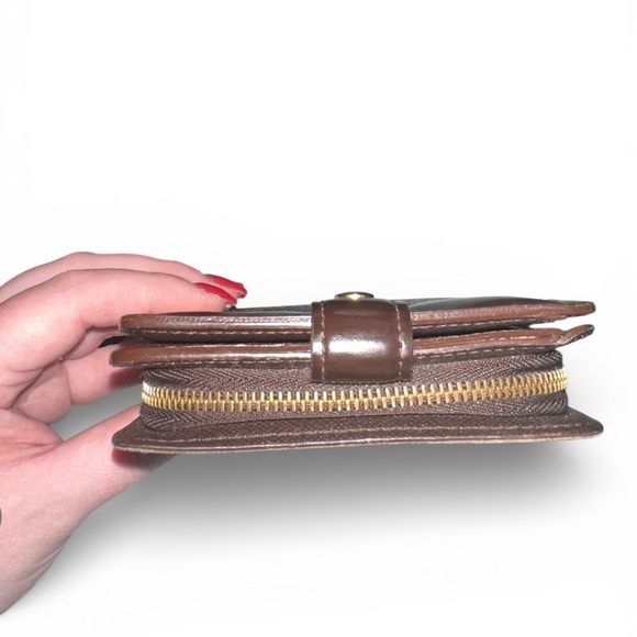Louis Vuitton Damier Compact Wallet - Picture 4 of 9